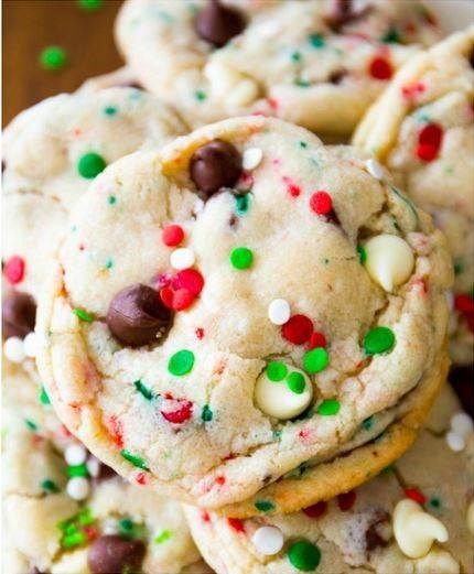 크리스마스 cookies: Cake batter chocolate chip cookie