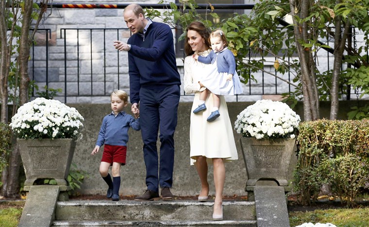 Pangeran William, Catherine, Duchess of Cambridge, Prince George and Princess Charlotte