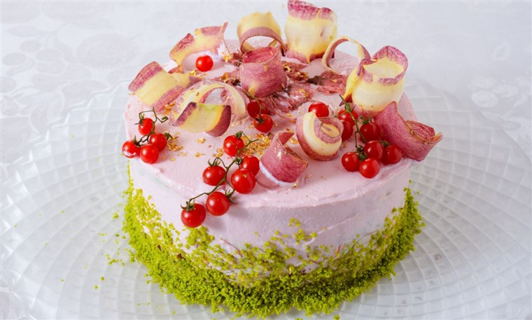 샐러드 cake from Vegedeco Cafe