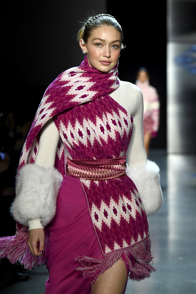 Gambar: Prabal Gurung - Runway - February 2023 - New York Fashion Week: The Shows