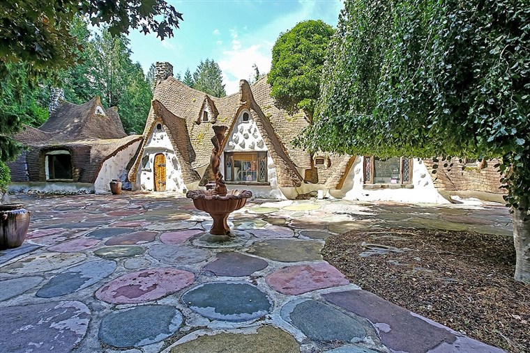 Rumah that looks like Snow White's cottage