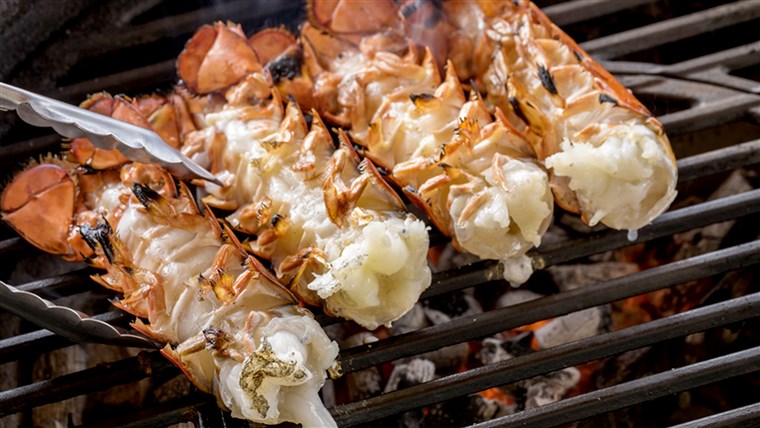 Come to cook lobster tail: Grilled lobster tail