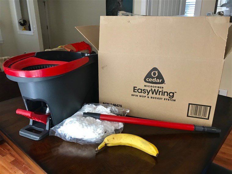 ザ O-Cedar EasyWring Microfiber Spin Mop and Bucket Floor Cleaning System