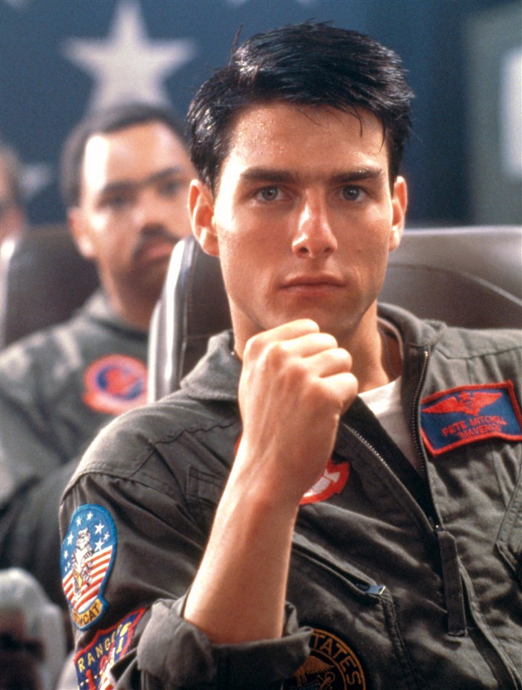 상단 GUN, Tom Cruise, 1986, (c) Paramount/courtesy Everett Collection