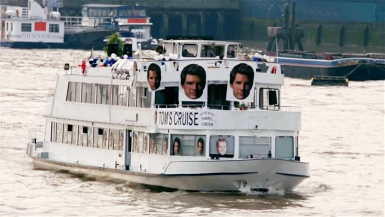 남자 이름's Cruise on the River Thames Corden