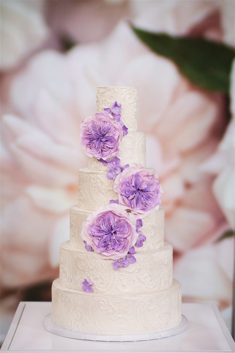 엠보싱 wedding cake