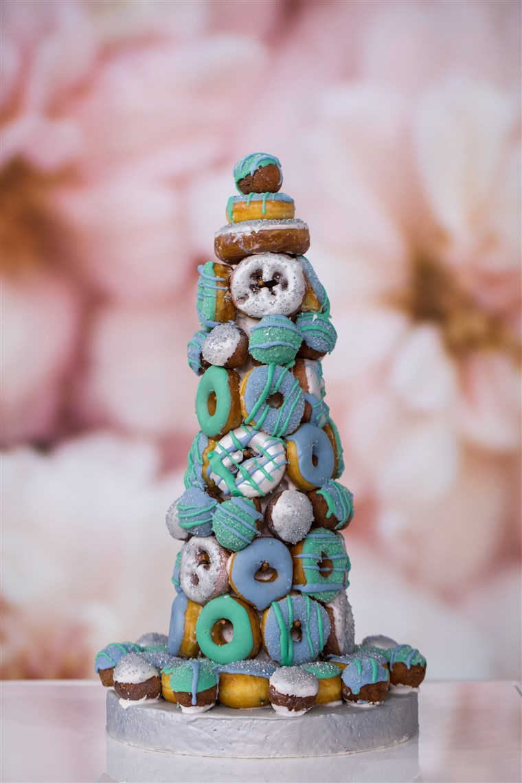 Pernikahan doughnut tower