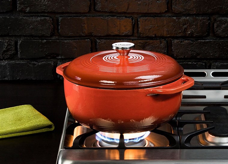 casetta dutch oven in red on Stove