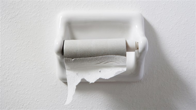 빈 toilet paper roll