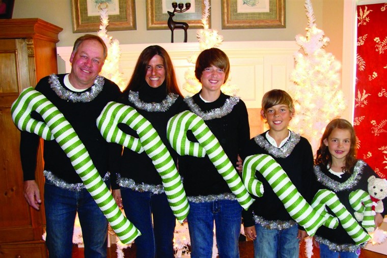 Permen cane, anyone? Nothing like matching sweaters for the annual holiday family photo.