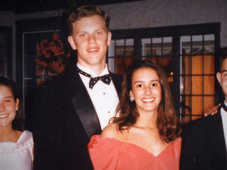 윌리 with his now-wife Christina, who he met in the sixth grade.