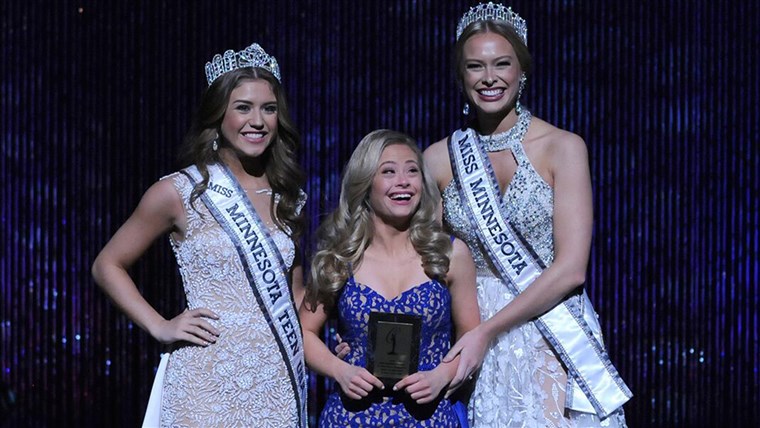 ミカイラ Holgrem is the first person with Down syndrome to compete in a Miss USA pageant. The 22-year-old 