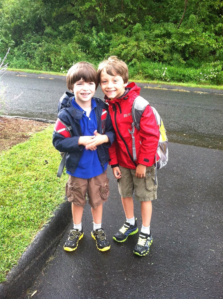 最初 day of school for the Hockley brothers in 2012